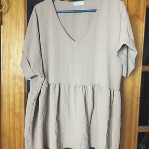 Chic Soul, Inc. Beige Women's Tan V-Neck Top, XL